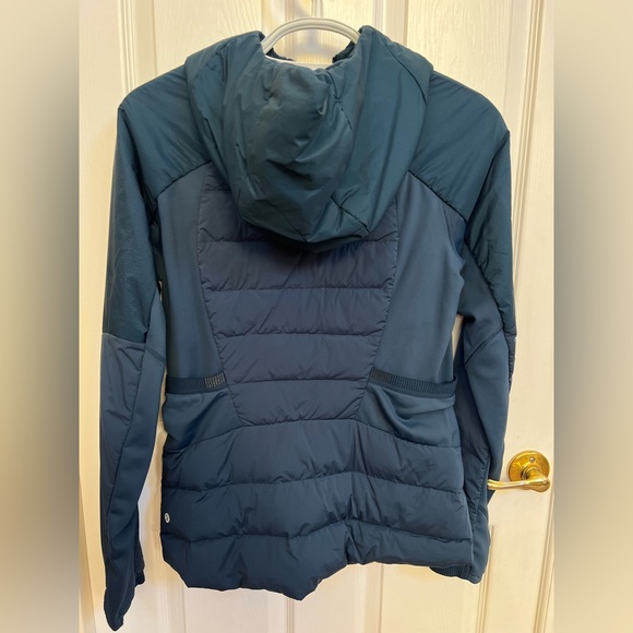 Lululemon down for it all jacket size 12 dark teal color - Picture 2 of 6